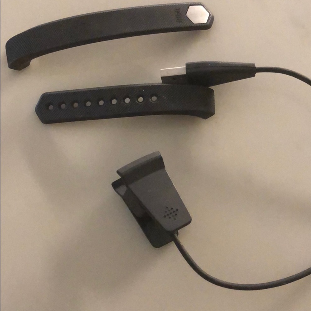 Fitbit Alta - image 4
